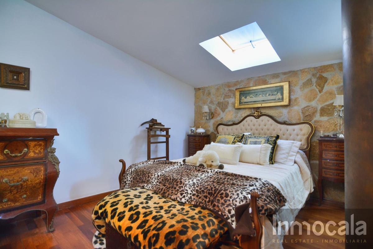 For sale of villa in Mijas