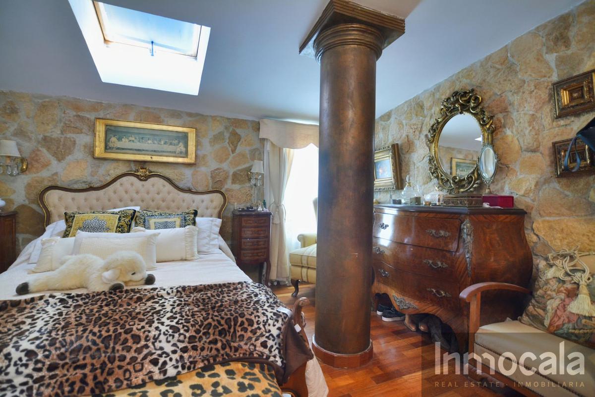 For sale of villa in Mijas