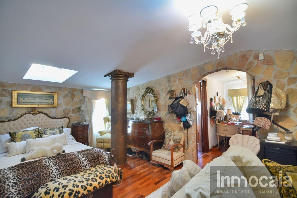 For sale of villa in Mijas