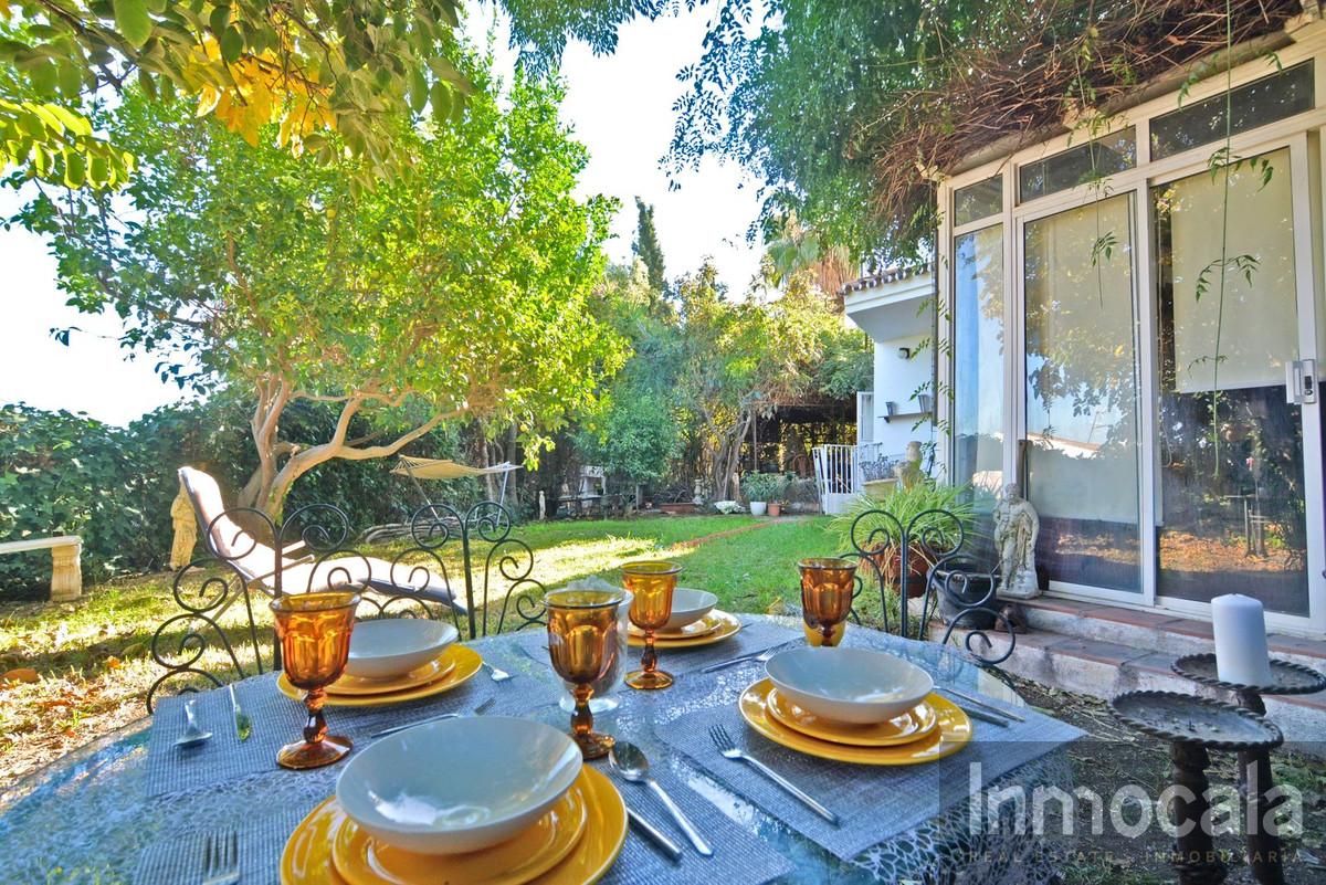 For sale of villa in Mijas