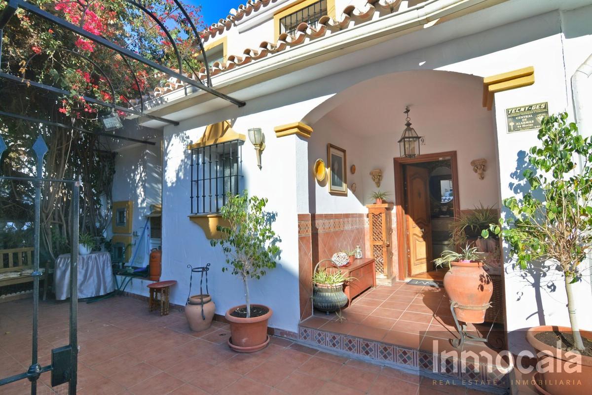 For sale of villa in Mijas