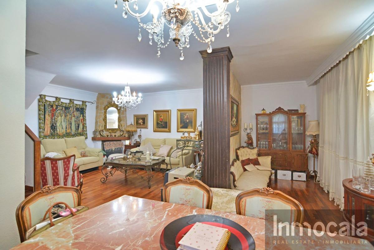 For sale of villa in Mijas