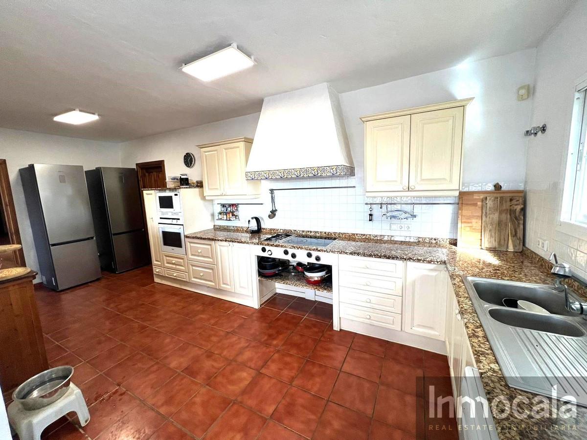 For sale of villa in Mijas