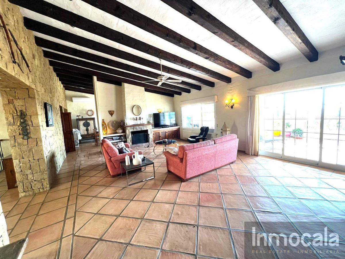 For sale of villa in Mijas