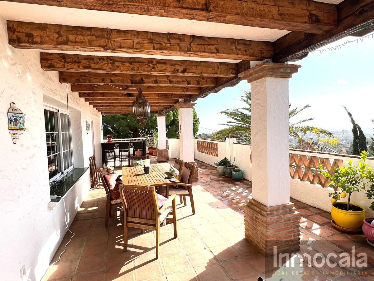 For sale of villa in Mijas