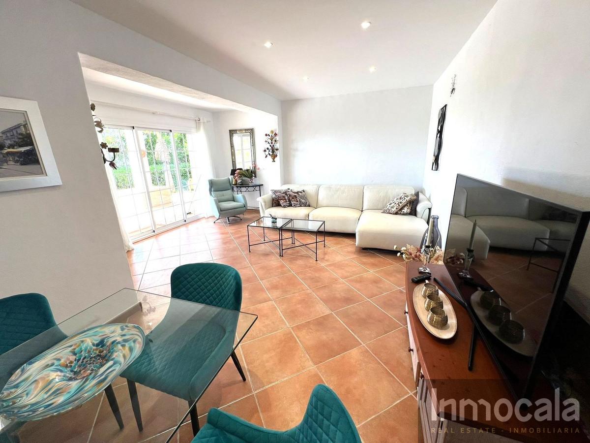 For sale of villa in Mijas