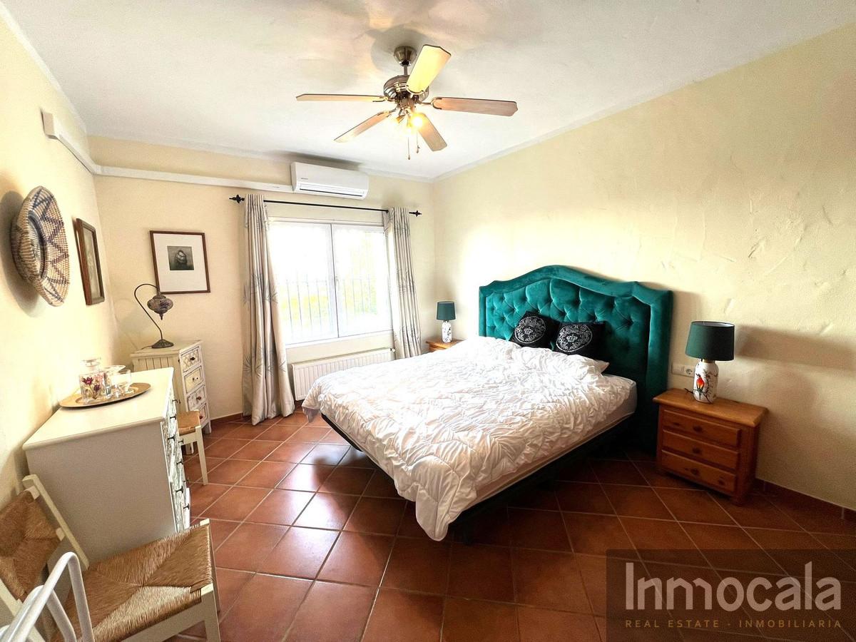 For sale of villa in Mijas