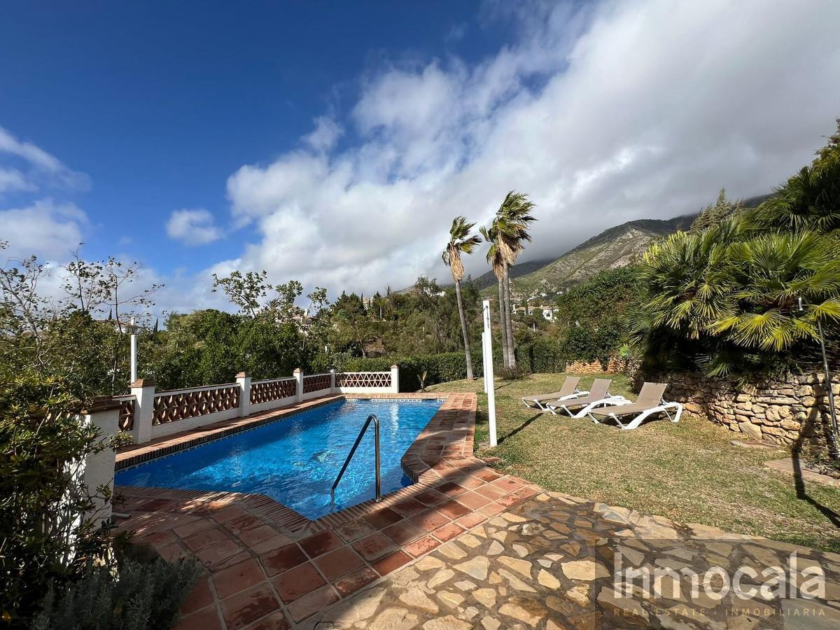 For sale of villa in Mijas