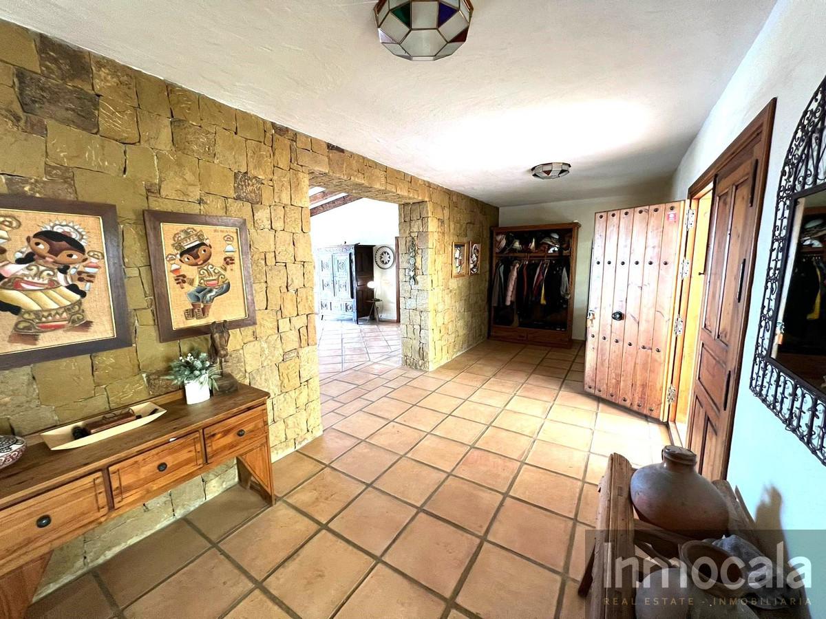 For sale of villa in Mijas