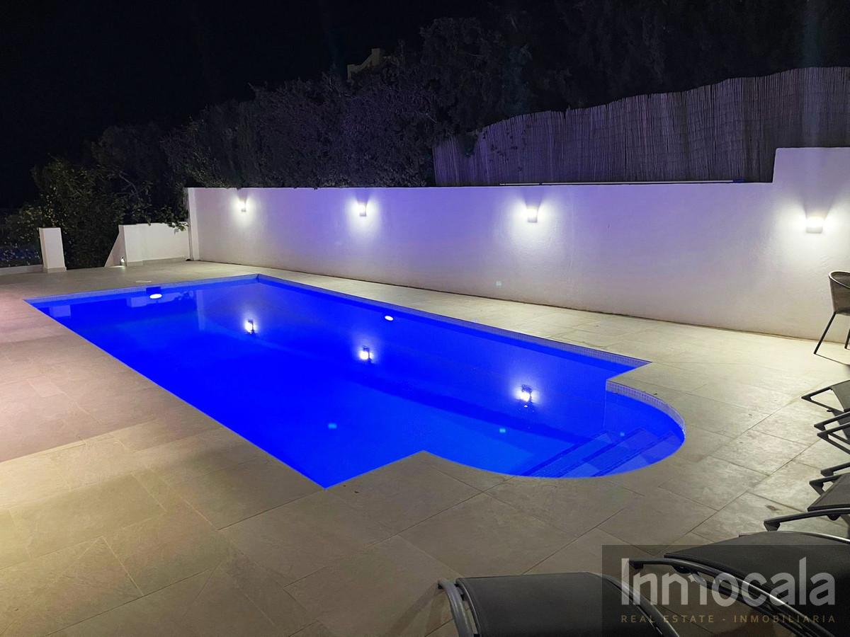 For sale of villa in La Cala de Mijas