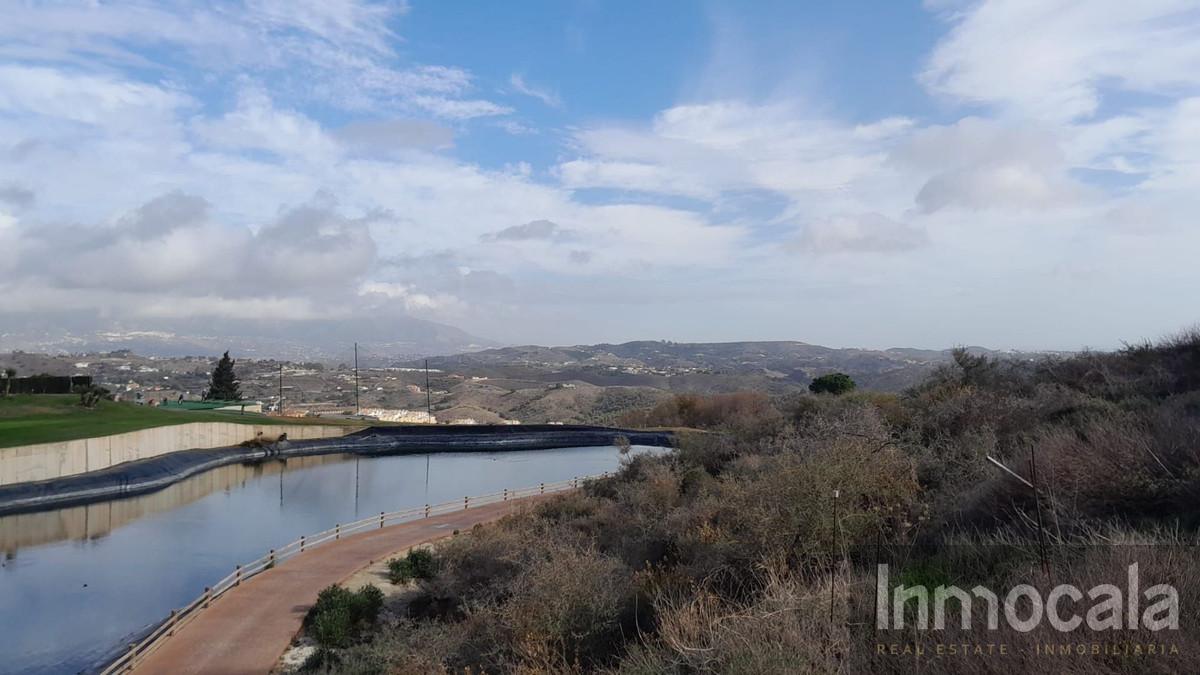 For sale of land in Mijas