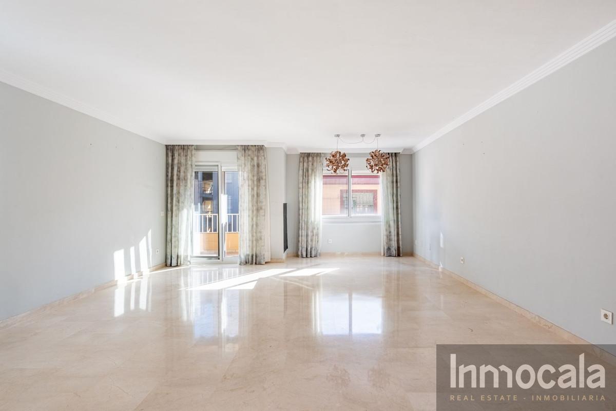For sale of apartment in Fuengirola