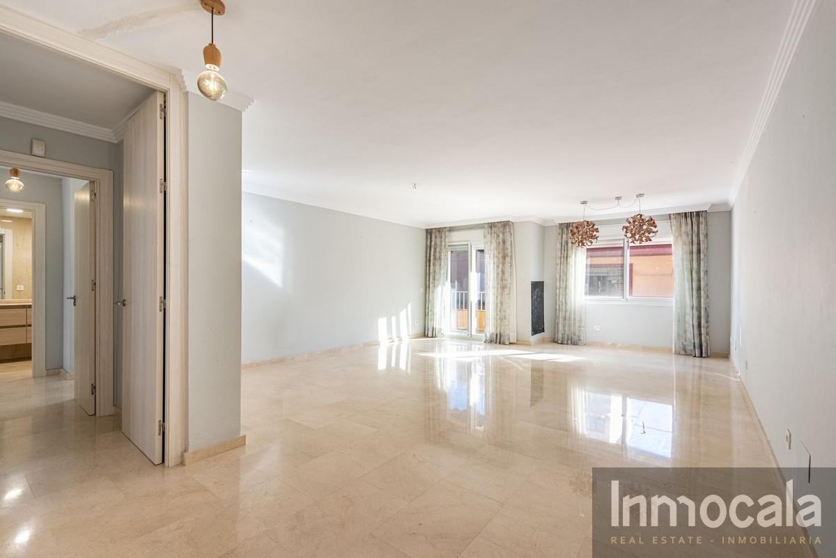 For sale of apartment in Fuengirola