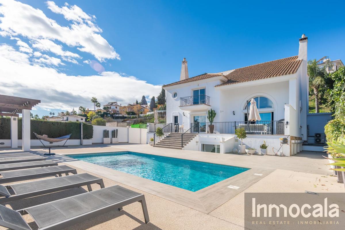 For sale of villa in Mijas