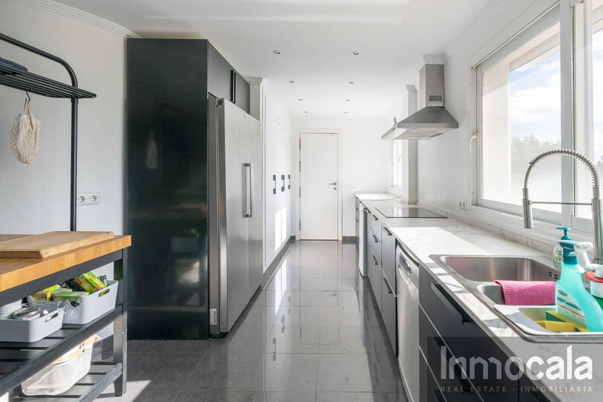 For sale of villa in Mijas