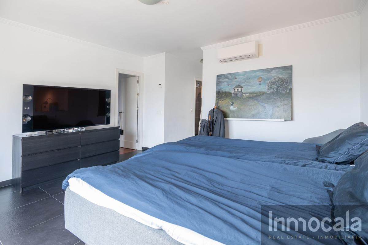 For sale of villa in Mijas