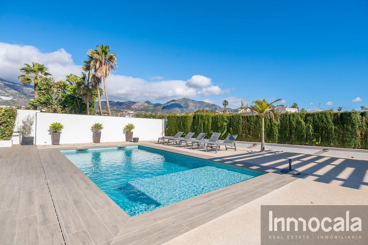 For sale of villa in Mijas