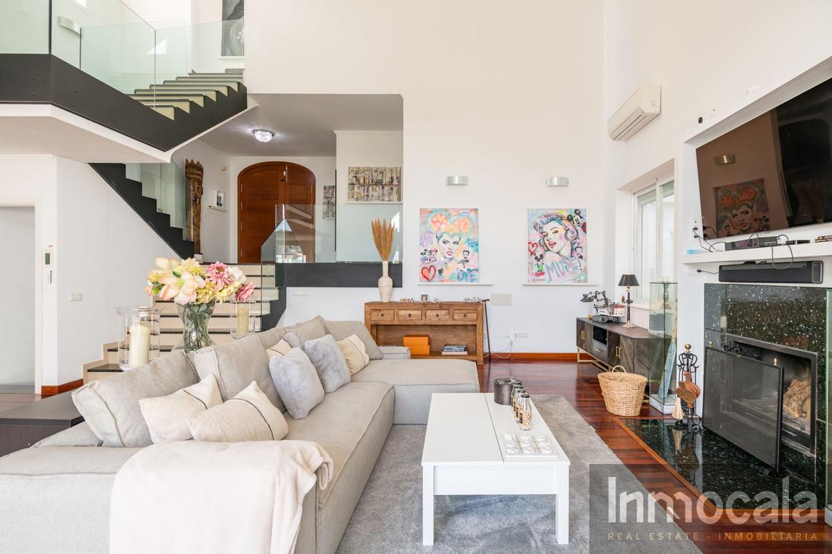 For sale of villa in Mijas