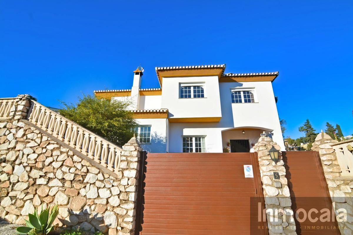 For sale of villa in Campo Mijas