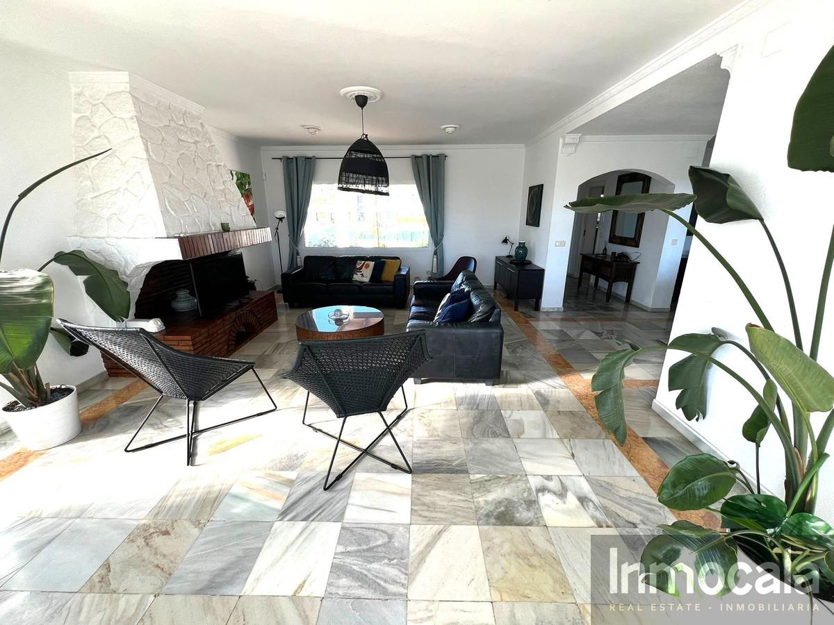 For sale of villa in Mijas