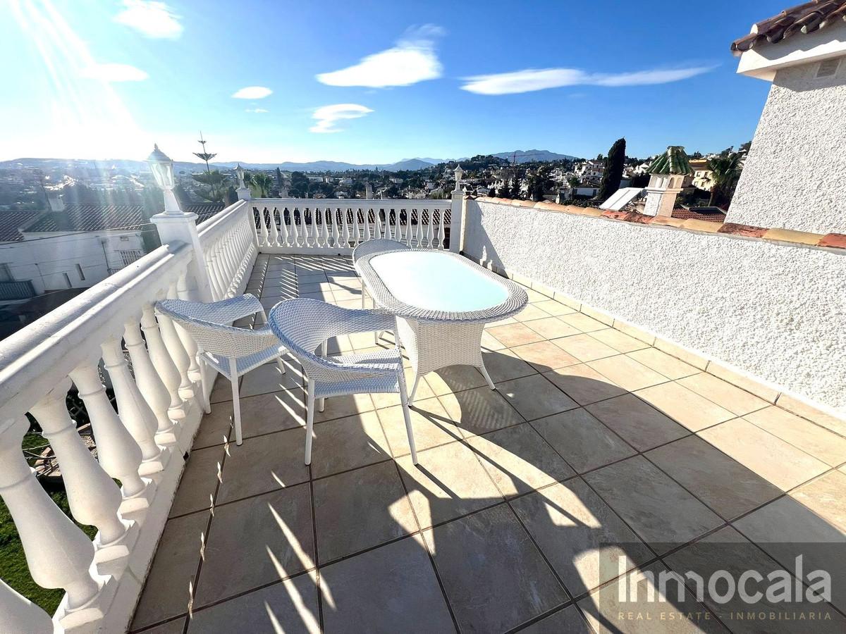 For sale of villa in Mijas
