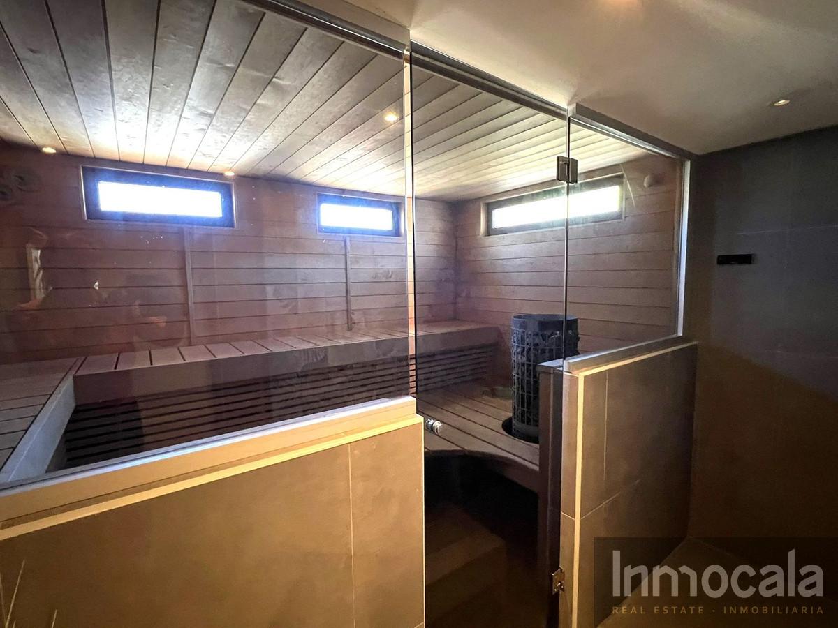 For sale of villa in Mijas
