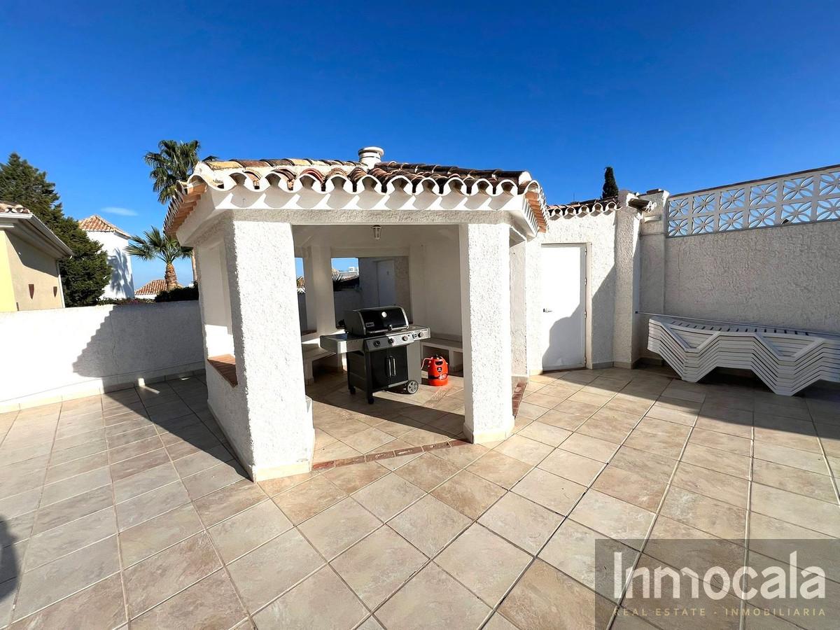 For sale of villa in Mijas