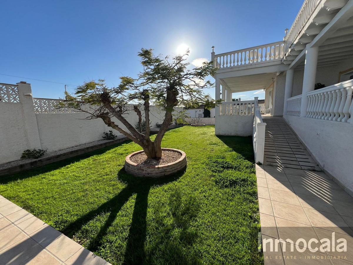 For sale of villa in Mijas