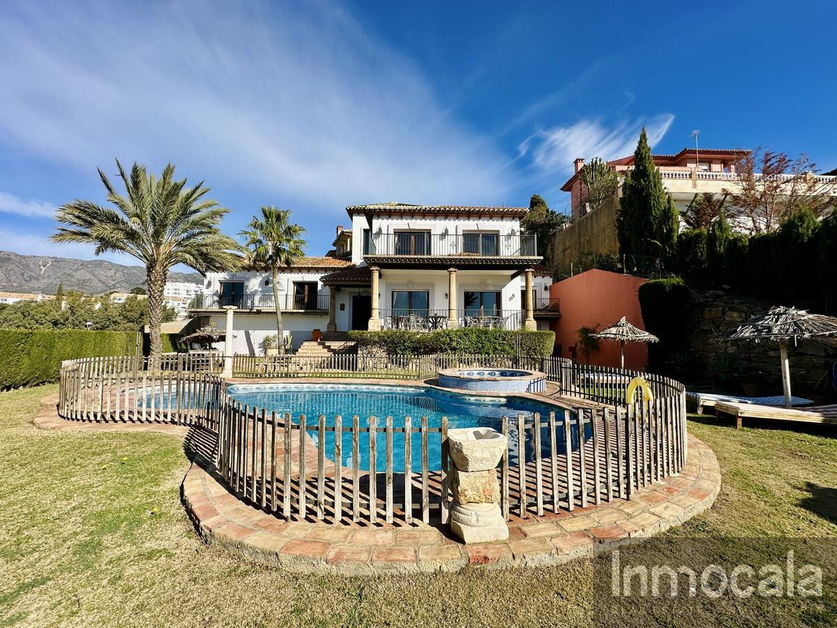 For sale of villa in Mijas Golf