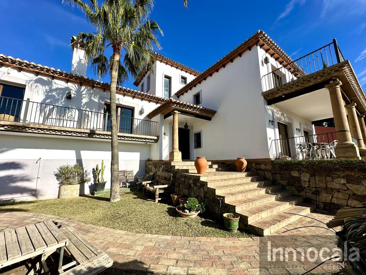 For sale of villa in Mijas Golf