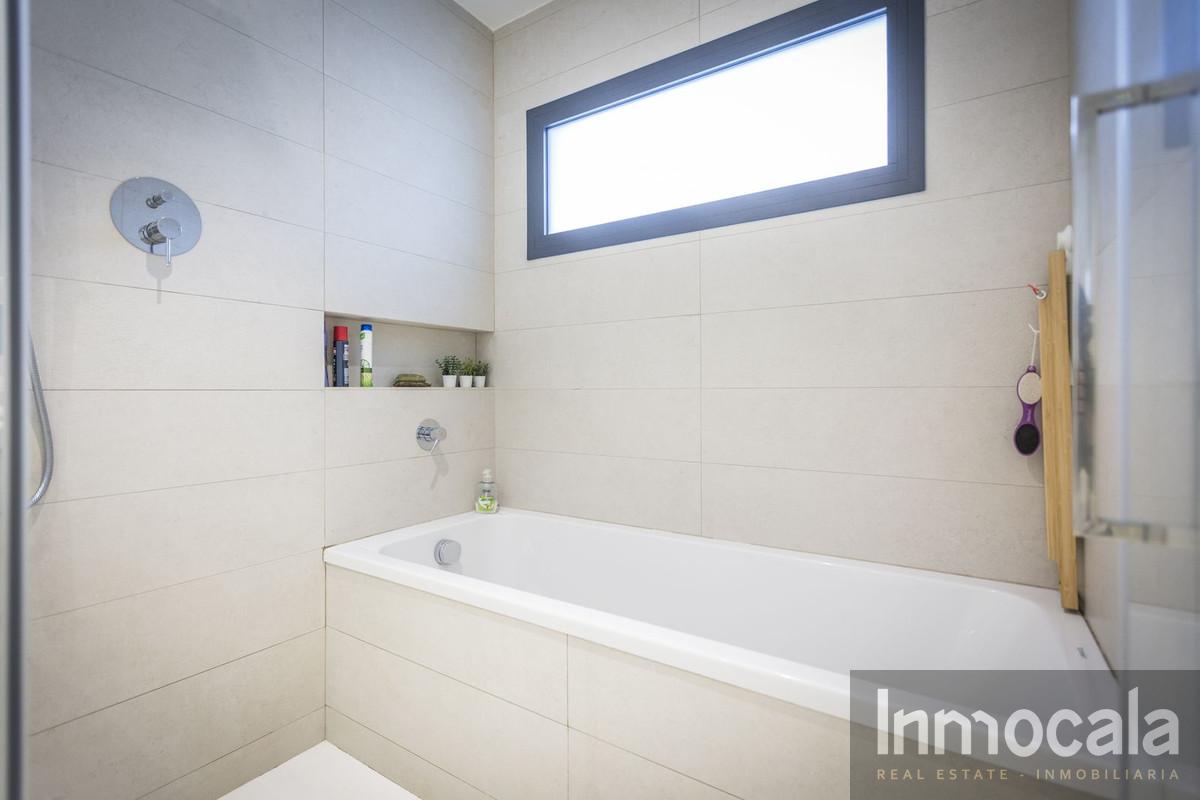 For sale of apartment in Fuengirola