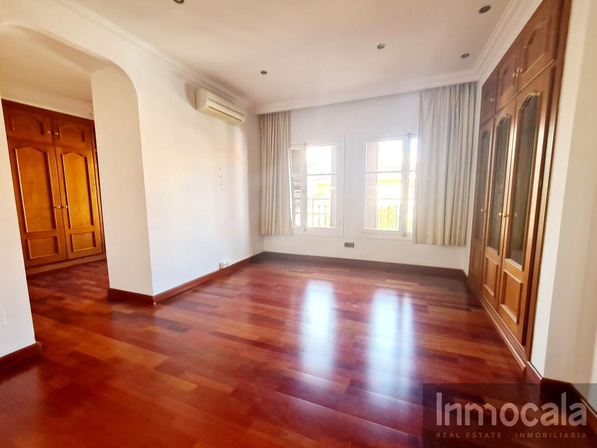 For sale of villa in Fuengirola