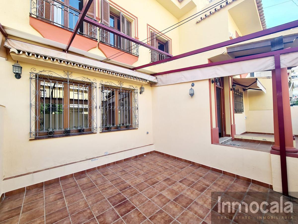 For sale of villa in Fuengirola