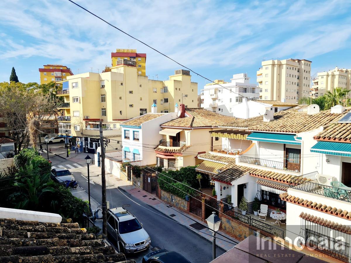 For sale of villa in Fuengirola