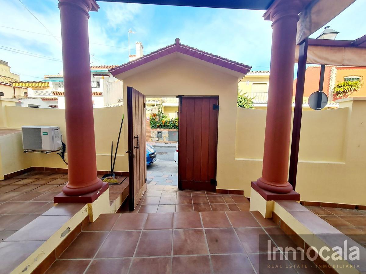 For sale of villa in Fuengirola
