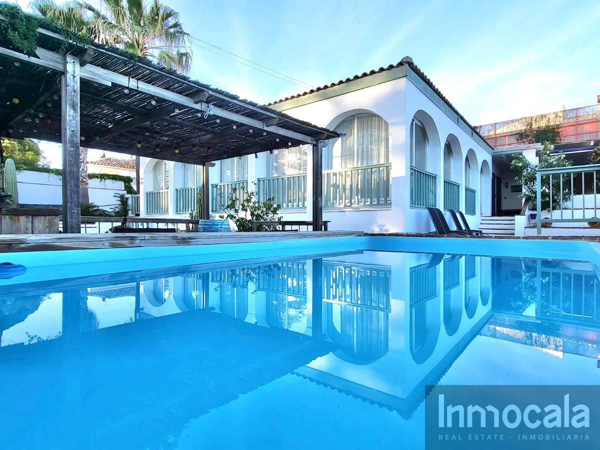 Venta de villa en La Cala de Mijas