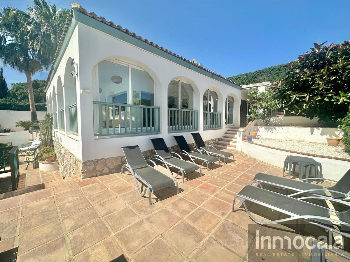 Venta de villa en La Cala de Mijas