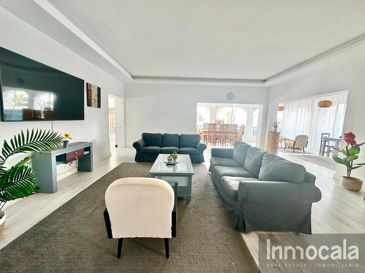 Venta de villa en La Cala de Mijas