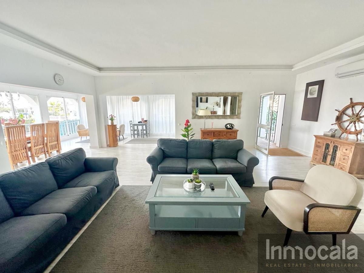 Venta de villa en La Cala de Mijas