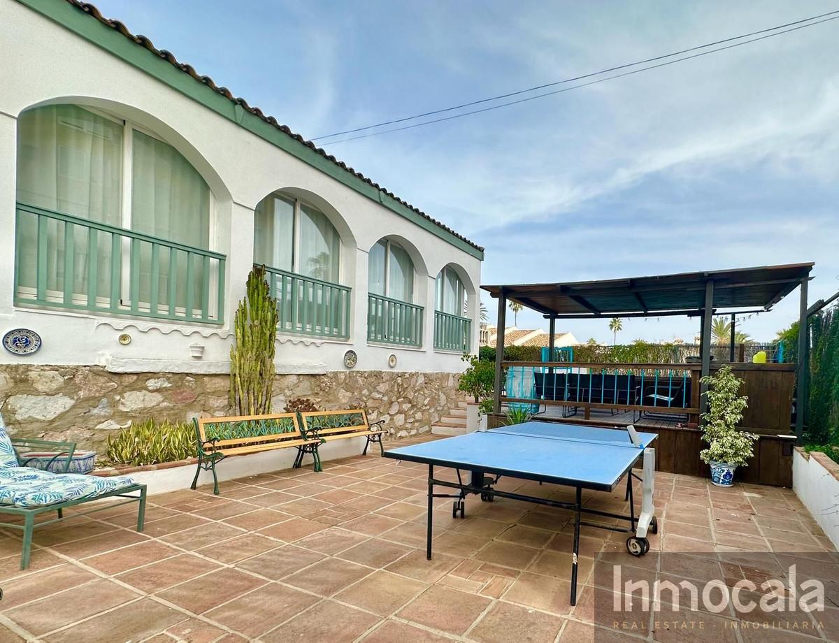 Venta de villa en La Cala de Mijas