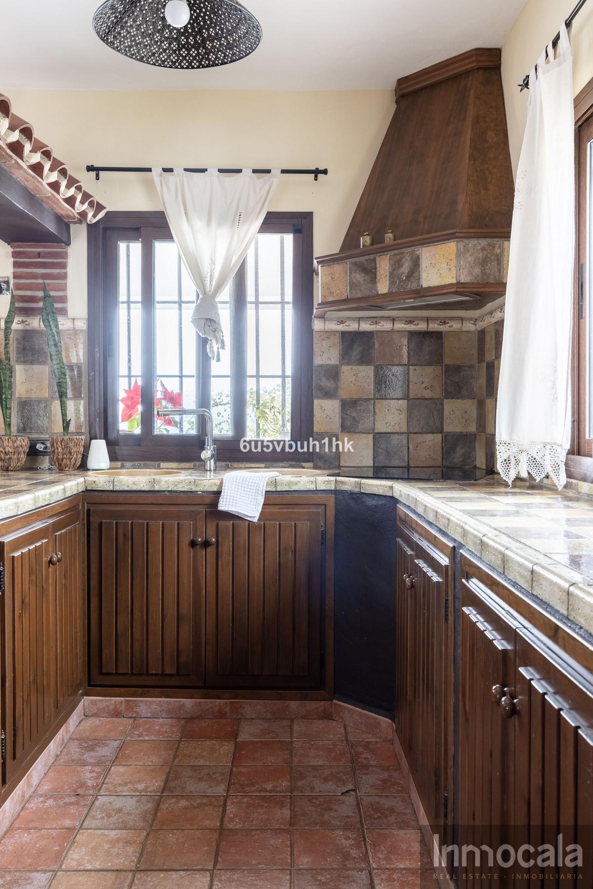 For sale of villa in Mijas