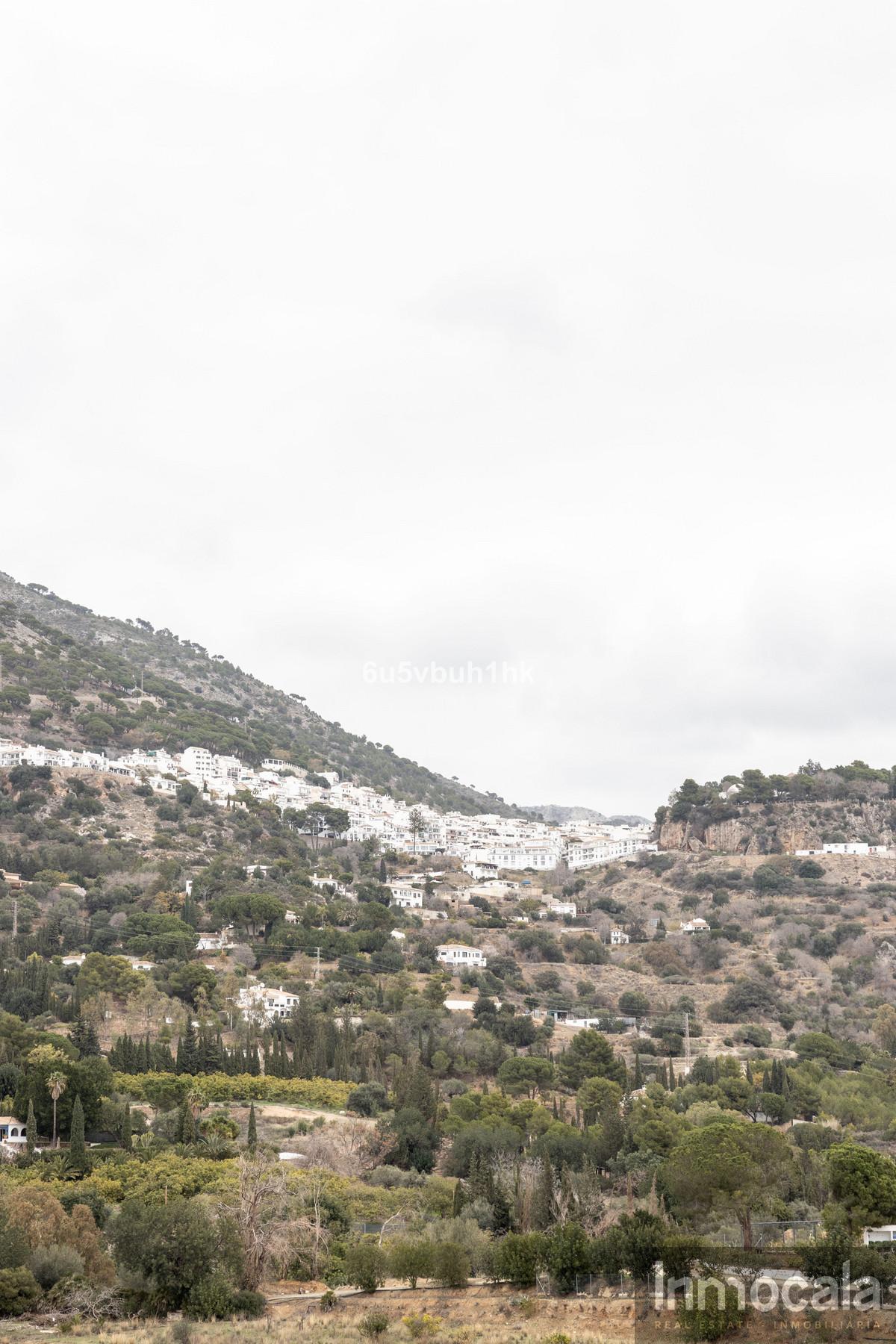 For sale of villa in Mijas