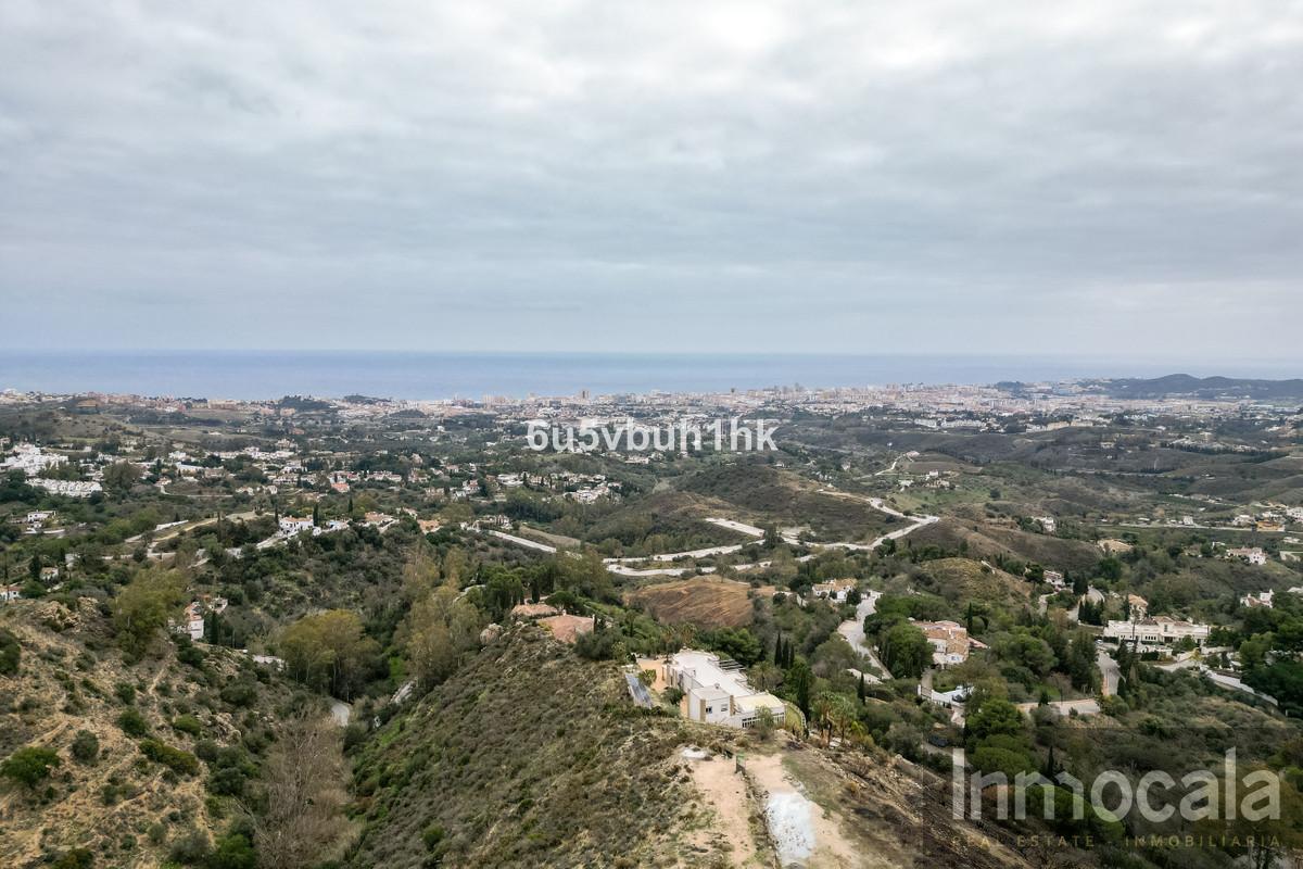 For sale of villa in Mijas