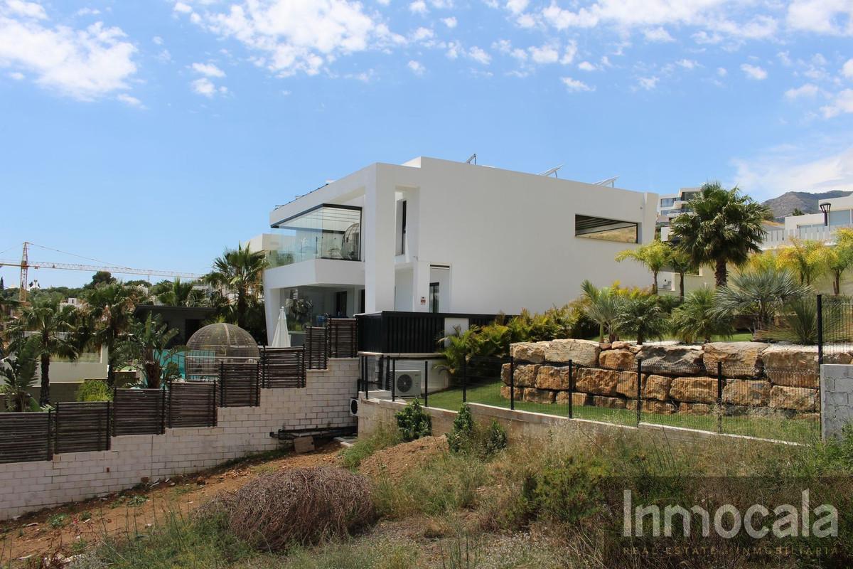 For sale of land in Mijas