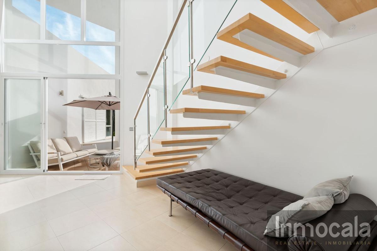 For sale of villa in Mijas