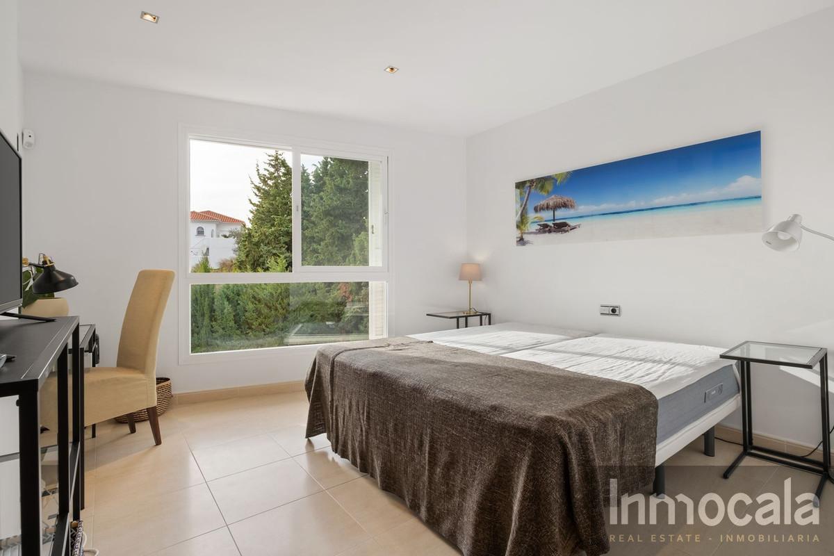 For sale of villa in Mijas