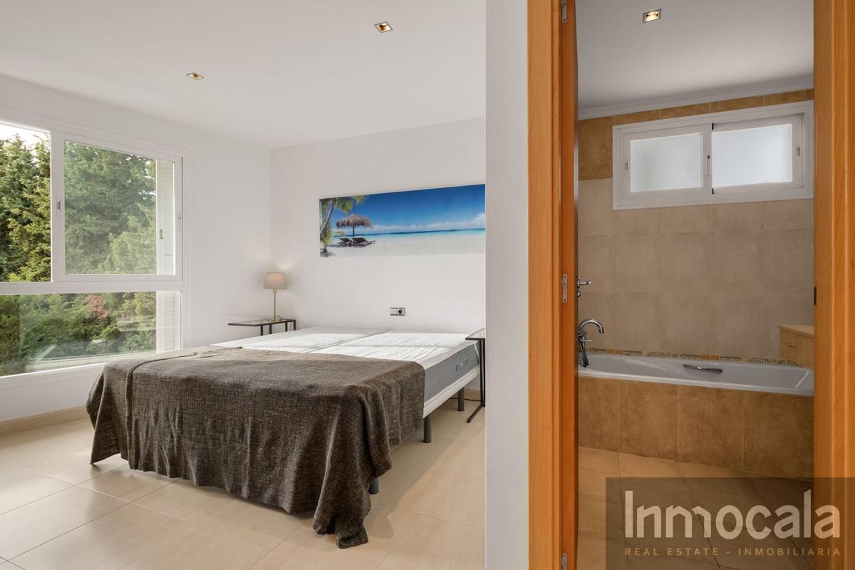 For sale of villa in Mijas