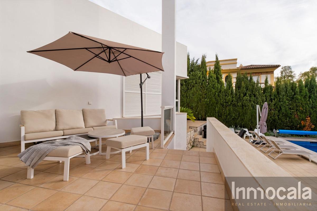For sale of villa in Mijas