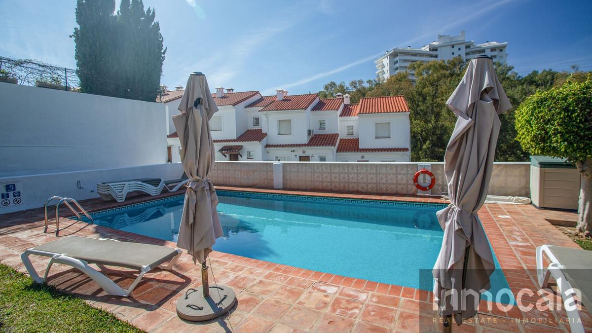 For sale of villa in Fuengirola