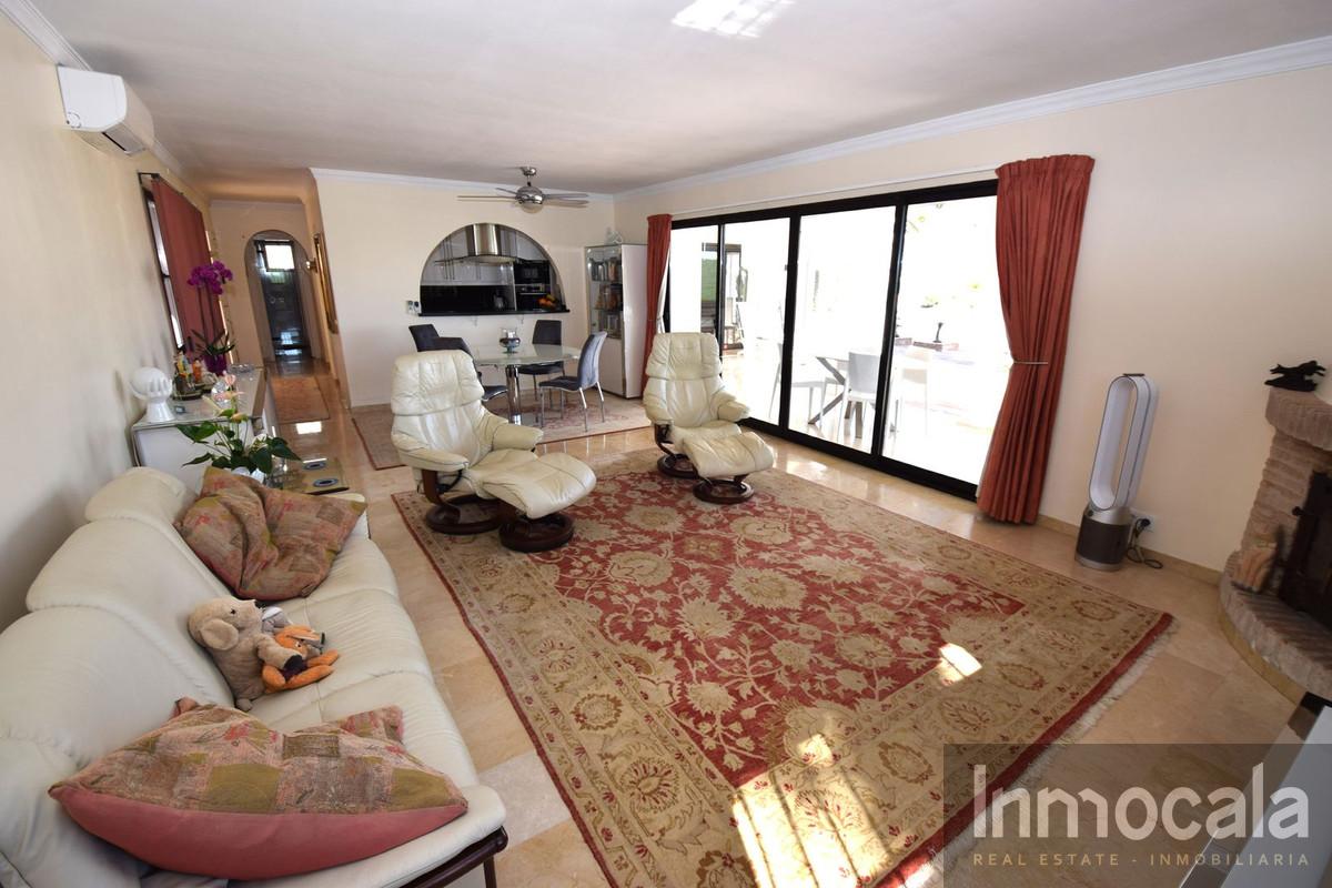 For sale of villa in Mijas Costa